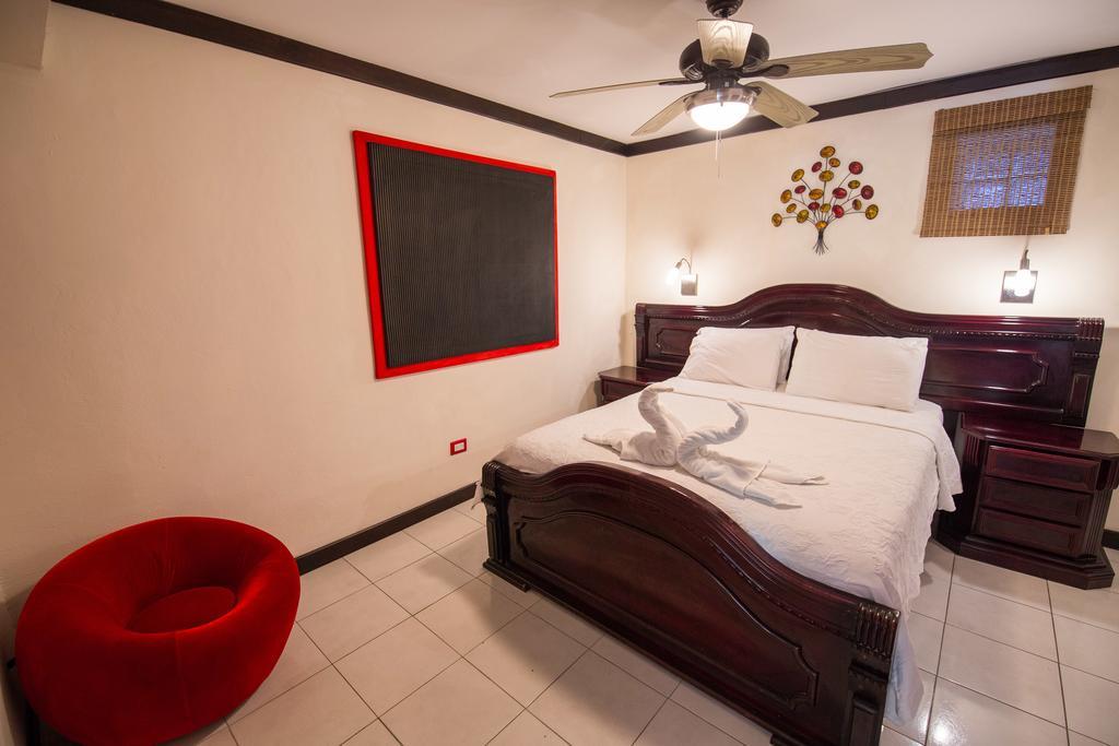Tuanis Aparthotel Jacó Exteriör bild